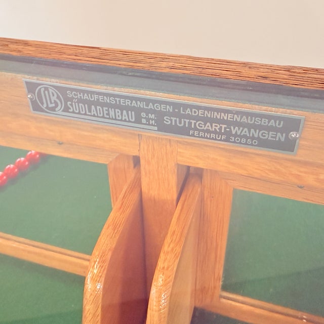 Vintage Oak Display Counter from SLB Stuttgart, 1950s For Sale - Image 18 of 18