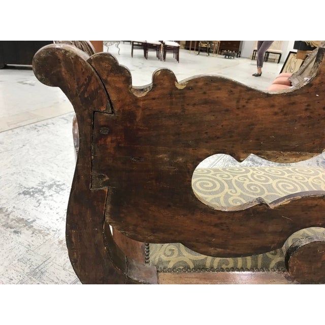 Wood 1950s Continental Carved Wood Bench with Turned Legs & Upholstered Seat in Designer Fabric For Sale - Image 7 of 10