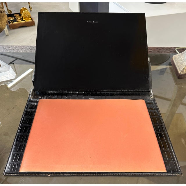 Mid-Century Modern Rare Gucci Alligator / Crocodile Leather 5 Piece Desk Set For Sale - Image 3 of 12