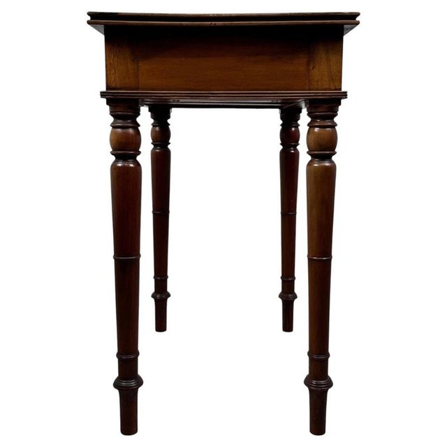 2000 - 2009 Antique Early 20th Century English Mahogany Side Table For Sale - Image 5 of 12