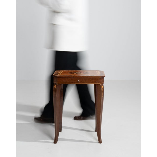 1960-1969 Italy Rich Walnut Brown Inlaid Marquetry Side Table For Sale In Greensboro - Image 6 of 11