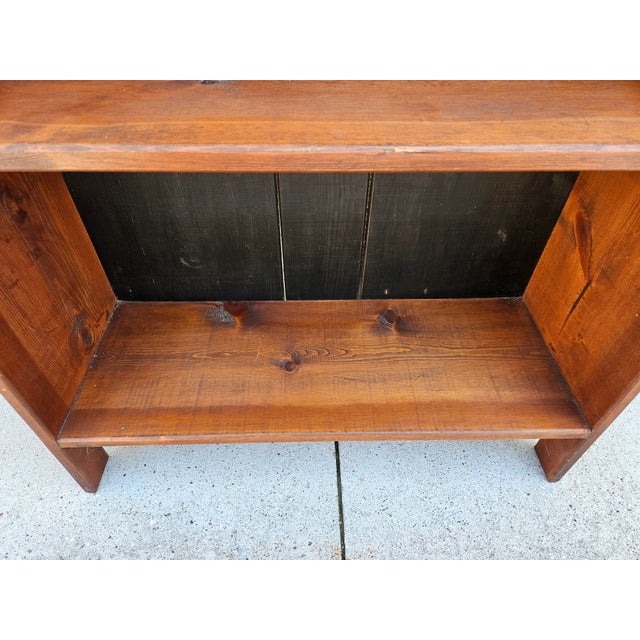 Mid 20th Century Pine Bookcase Bucket Bench For Sale - Image 5 of 10
