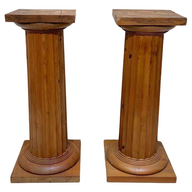 Large French Neoclassical Columns in Pine Wood, 1910, Set of 2 For Sale