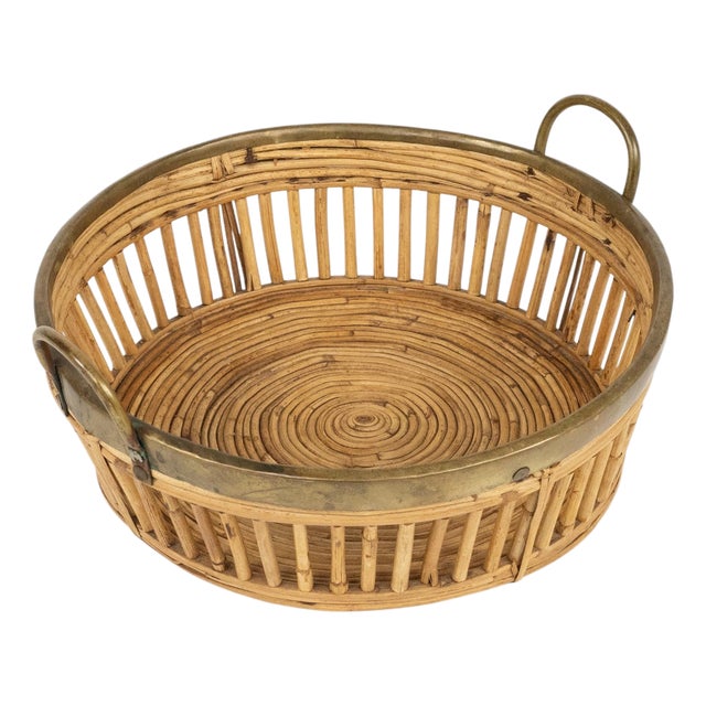 Mid-Century Round Bowl or Centerpiece in Rattan and Brass, Italy, 1970s For Sale