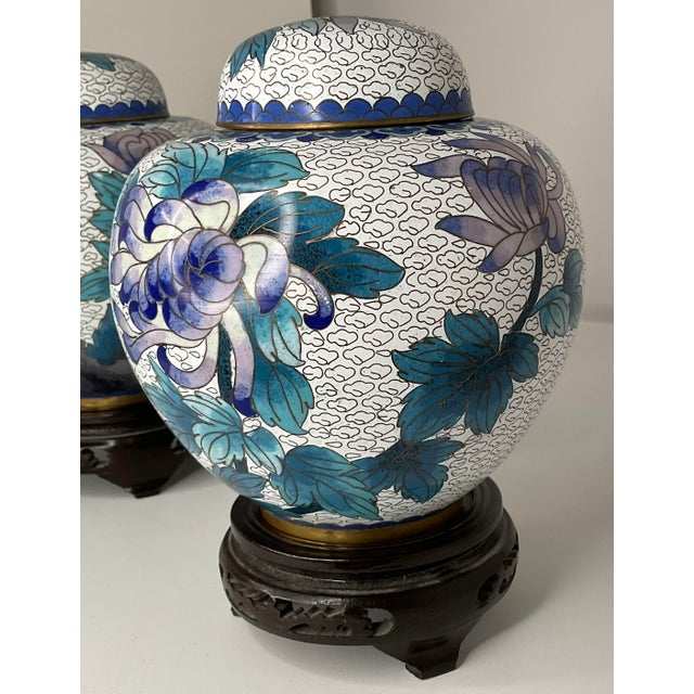 1960s 1960s Pair of Cloisonné Lidded Ginger Jars With Stands For Sale - Image 5 of 12