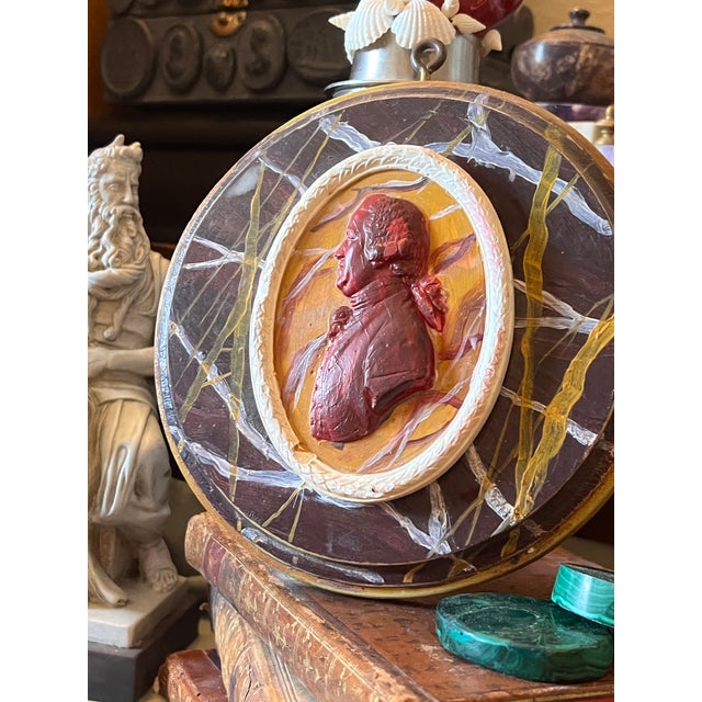 Vintage Neoclassical Faux Marble Cameo Plaque With Painted Intaglio of Josiah Wedgwood I For Sale In Palm Springs - Image 6 of 13