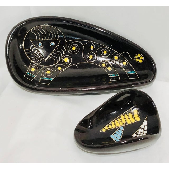 Stunning Vintage Mid Century Era Retro Modern Painted Ceramic Ashtray and Catch All Dish. Complete set of 2. Original...