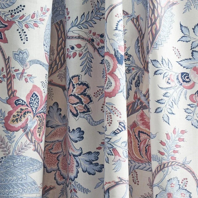 Not Yet Made - Made To Order Sample - Schumacher Aveline Linen Fabric in Lilac For Sale - Image 5 of 6