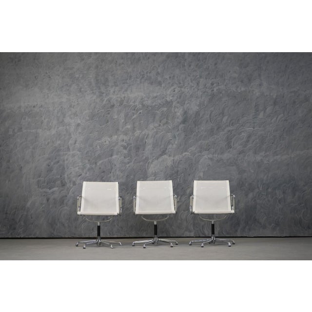 EA 108 Chair by Charles and Ray Eames for Vitra, Germany, 1990s For Sale - Image 3 of 14