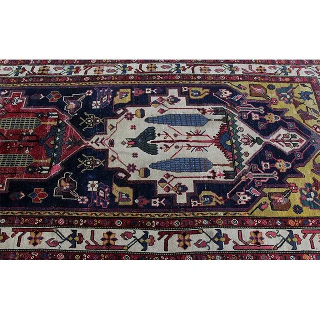 Textile Handwoven Persian Bakhtiari Area Rug 4'7" X 11'3" For Sale - Image 7 of 9