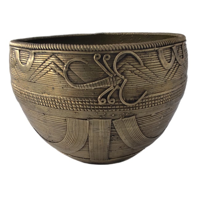 African Art Benin Bronze Bowl Ashanti Bowl with Detailed Decorations, 1890s For Sale