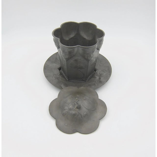 Early 20th Century Antique Orivit Jugendstil Biscuit Barrell With Under-Plate For Sale - Image 5 of 13