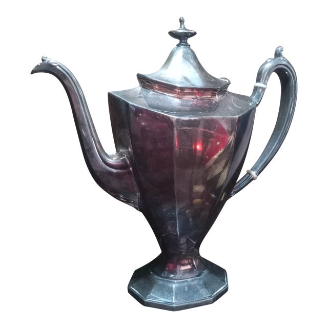 Reed & Barton Octagonal Silverplate Coffee Pot No. 3690, Early 20th C. For Sale