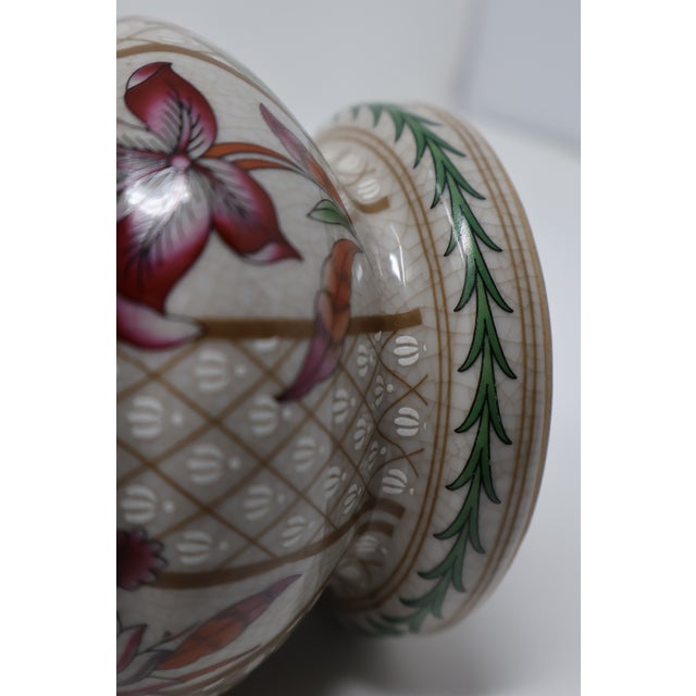 Chinese Porcelain Trumpet Vase With Floral Trellis Decoration & Raised White Accents For Sale - Image 9 of 18