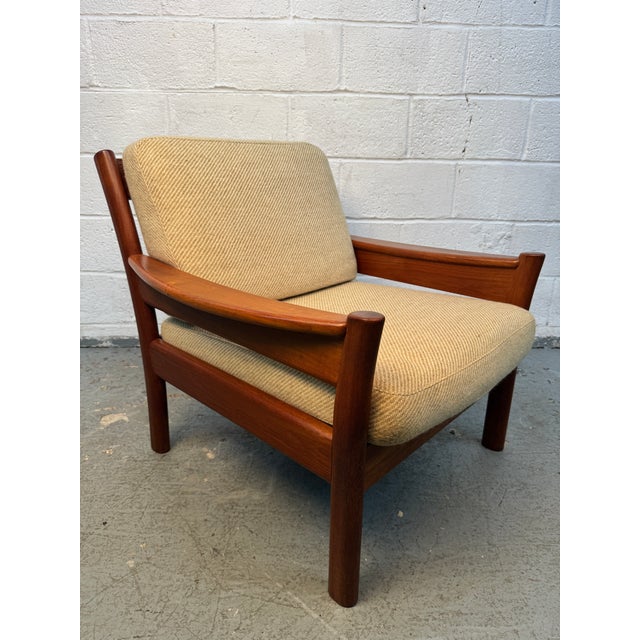 Dyrlund Mid-Century Lounge Chair and Matching Ottoman by Dyrlund For Sale - Image 4 of 18