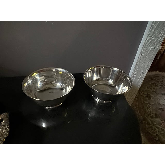 Mid 20th Century Vintage Silver Plate Bowls by Oneida Silversmiths and WeberWilcox IS - Pair For Sale - Image 5 of 13