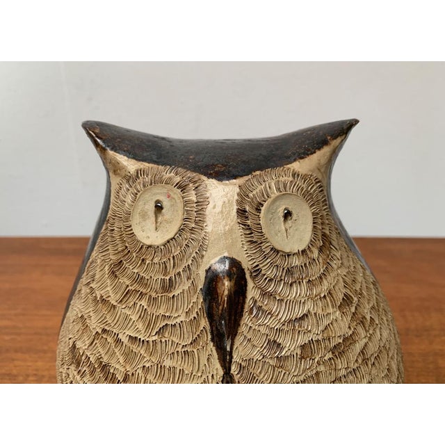 Large Studio Pottery Owl Sculpture, 1980s, in Very Good conditions. Designed 1980 to 1989