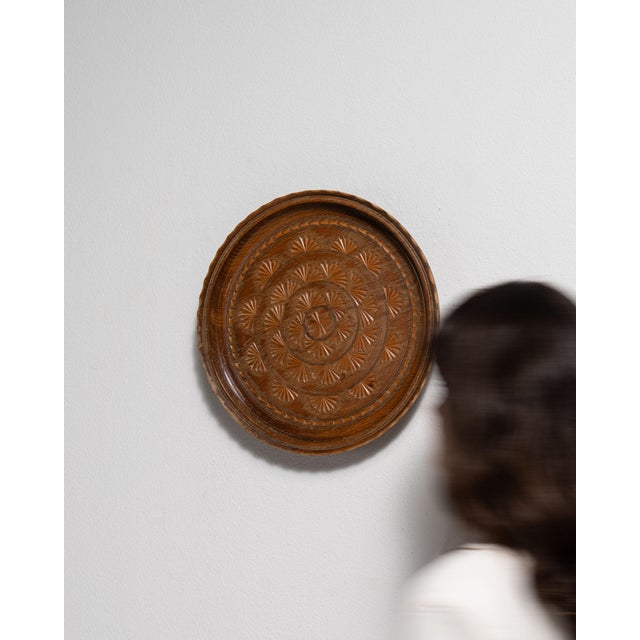 1970s 1970s France Brown Wood Plate For Sale - Image 5 of 18