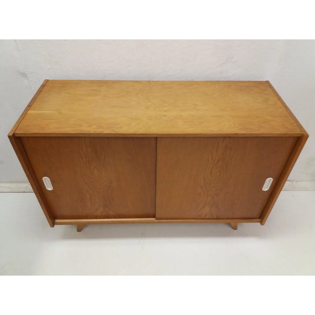 Retro Oak Chest of Drawers from Jiroutek, Czechoslovakia, 1960 For Sale - Image 3 of 10