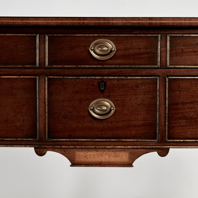 Antique English Hepplewhite Mahogany Server or Buffet For Sale In West Palm - Image 6 of 10
