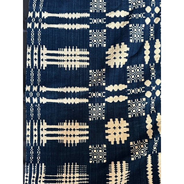 Antique 19th Century Hand Loom Woven Blue and White Coverlet For Sale In New York - Image 6 of 16
