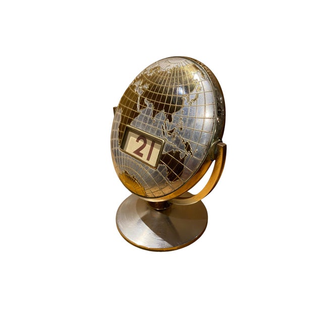 Mid-Century Modern Mid-Century Modern Perpetual Globe Flip Calendar For Sale - Image 3 of 11