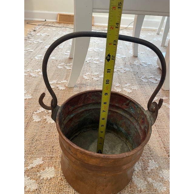 Antique Handcrafted Copper Bucket Pal Riveted Dovetail Features For Sale In Chicago - Image 6 of 10