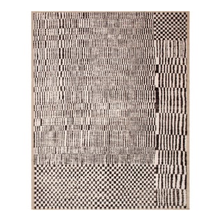 Nazmiyal Collection Modern Black and White Checkboard Rug For Sale