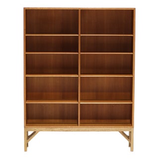 Vintage Danish China Bookcase in Oak by Børge Mogensen for FDB Møbler, 1960s For Sale