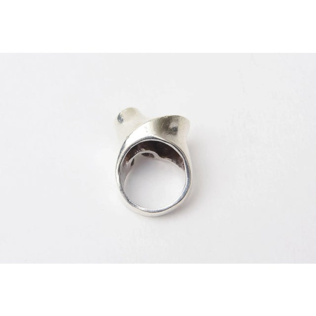 Metal Vintage Sterling Silver Sculptural Modernist Ring Hallmarked Size 5.25 For Sale - Image 7 of 10