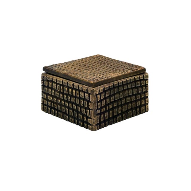 Worlds Away Matthew Izzo Home Lizzo Reptile Textured Brass Aluminum Decorative Box With Lid For Sale - Image 4 of 5