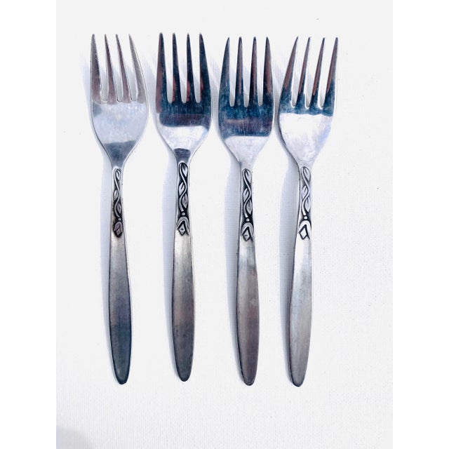 Midcentury Amefa Stainless Steel " Tulip Time " Pattern Dessert Forks- Set of 4 For Sale In New York - Image 6 of 6