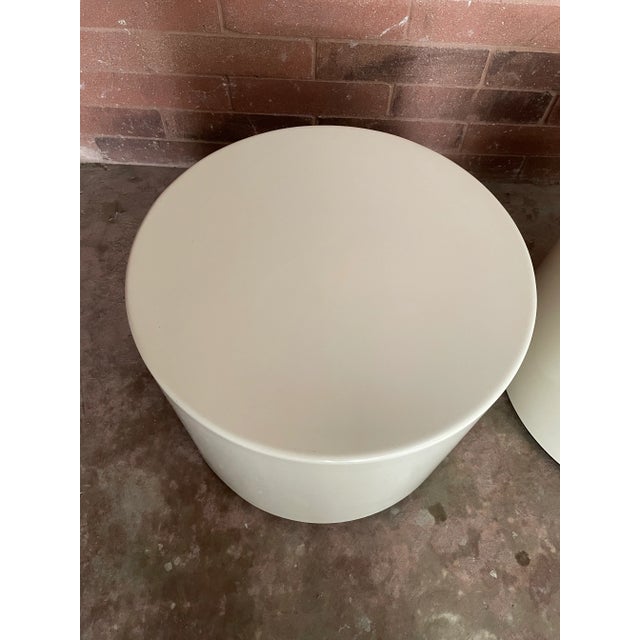 1970s Pair of 1970s 70s Space Age Fiberglass Round Drum Side Tables Coffee Table a Pair For Sale - Image 5 of 11
