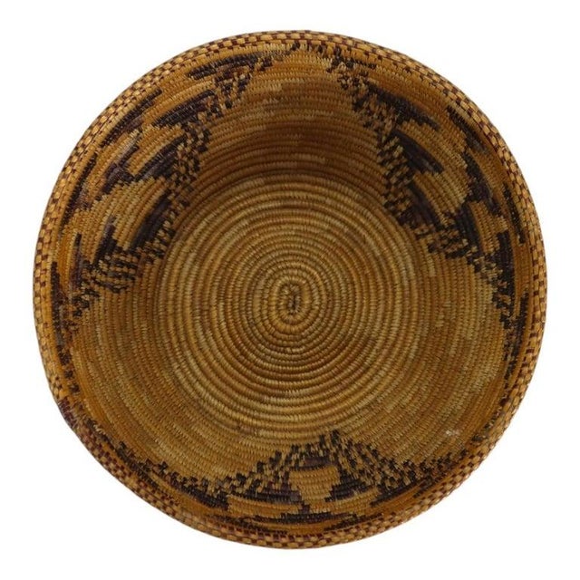 Wood Southwest Native American Navajo Geometrical Woven Basket C1910 For Sale - Image 7 of 8