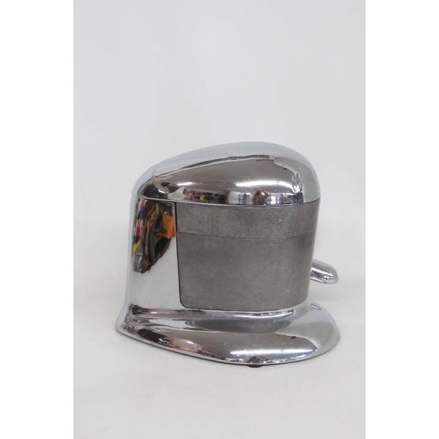 Mid-Century Modern Rival Tilt Top Juice O Mat Hand Press Juicer Deco Chrome Industrial Style 4502b For Sale - Image 3 of 18