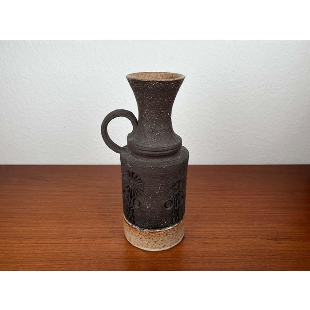 Beige Mid-Century Modern Danish Studio Pottery Vase, 1960s For Sale - Image 8 of 18