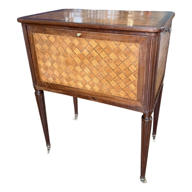 Early 20th Century Louis XVI Bar Cabinet For Sale