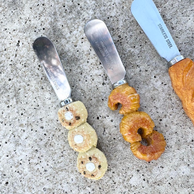 Postmodern Vintage Breakfast Bread Themed Butter Knives - Set of 5 For Sale - Image 3 of 6