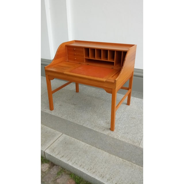 Oregon Pine Desk and Chair by Andreas Hansen for Hadsten, 1970s, Set of 2 For Sale - Image 3 of 18