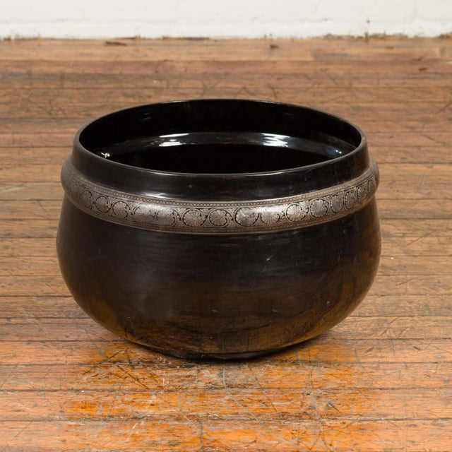 Burmese Vintage Black Lacquer Bowl with Silver Toned Frieze of Palmettes For Sale - Image 11 of 12