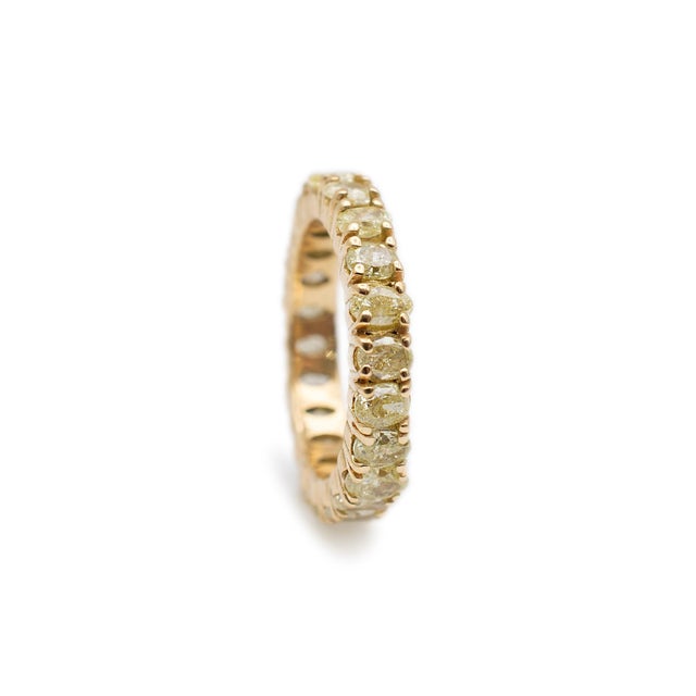 Early 21st Century Ladies 18K Yellow Gold Oval Yellow 2.33ct Diamond Full Eternity Wedding Band Size 6 For Sale - Image 5 of 8