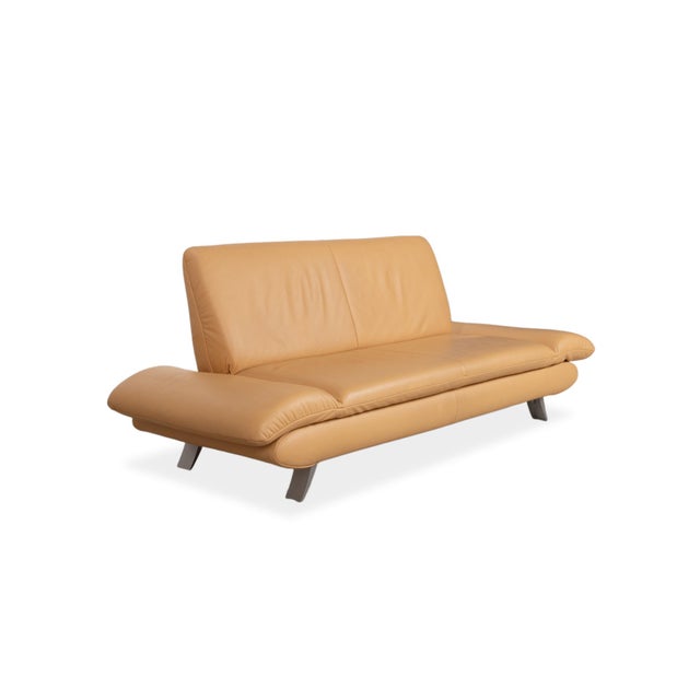 Two-Seater Leather Sofa in Apricot Cream Beige with Manual Function from Koinor Rossini For Sale - Image 4 of 13
