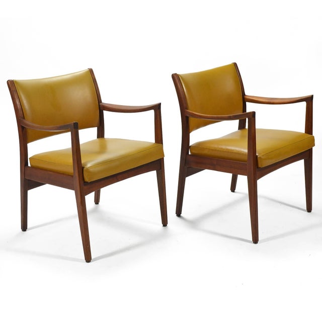 Mid 20th Century Walnut Armchairs by Johnson Chair Co. (Pair) For Sale - Image 5 of 10