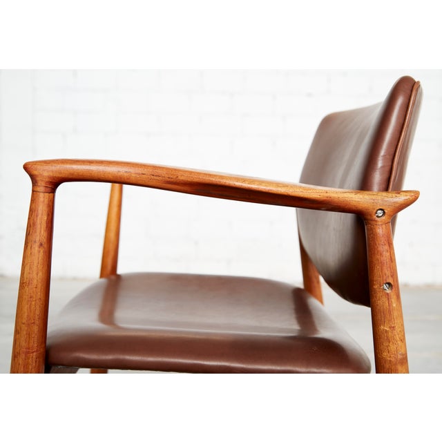 Vintage Captain's Chair in Teak by Erik Buch for Ørum Møbler, 1960s For Sale - Image 6 of 18