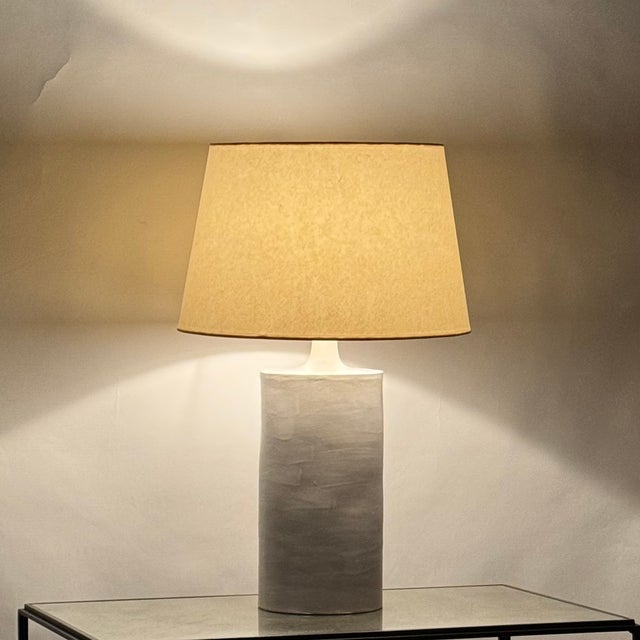 DESIGN FRERES Large Satin White 'Rouleau' Ceramic Table Lamp by Design Frères For Sale - Image 4 of 11
