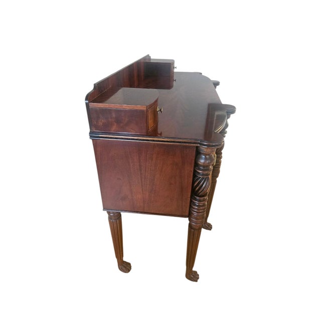 1980s Henredon Flame Mahogany Sideboard Buffet Credenza Hepplewhite Paw foot Huntboard For Sale - Image 12 of 17