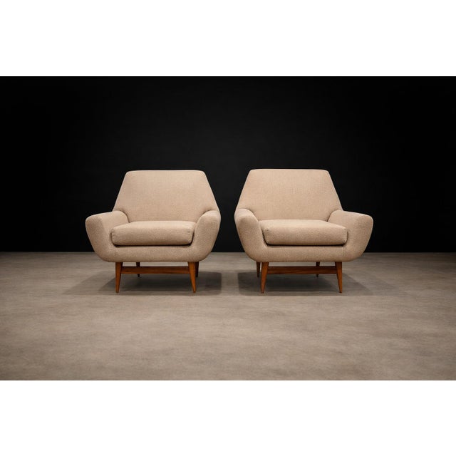 Pair of Brazilian Modern Caviúna Wood Lounge Chairs, Brazil, 1950s For Sale In New York - Image 6 of 12