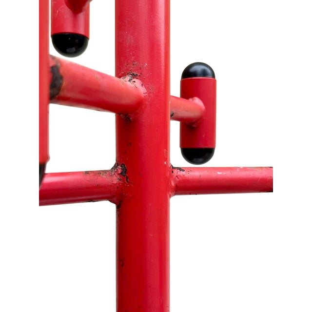 Metal Vintage Memphis Style Red Metal Coat Rack | Postmodern Freestanding Hall Tree For Sale - Image 7 of 16