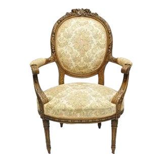 Early 20th Century French Victorian Louis XVI Style Finely Carved Walnut Musical Instrument Chair For Sale