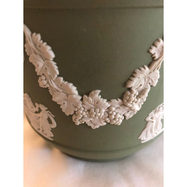 1920s Wedgwood Cachepot For Sale - Image 9 of 11